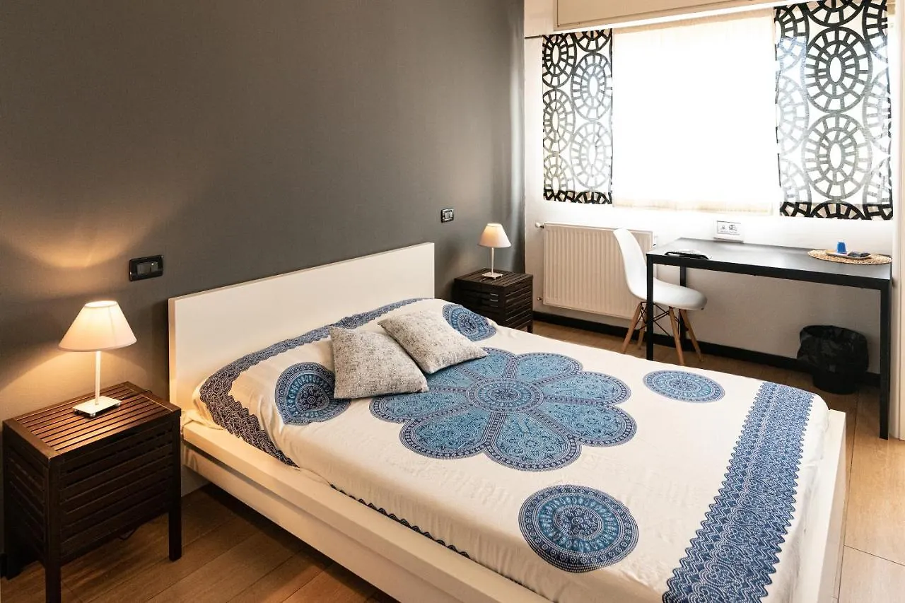 ** לינה וארוחת בוקר פלרמו B&B Montecarlo איטליה